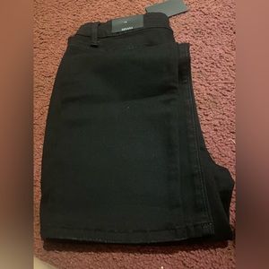New zenana black jeans no distressing